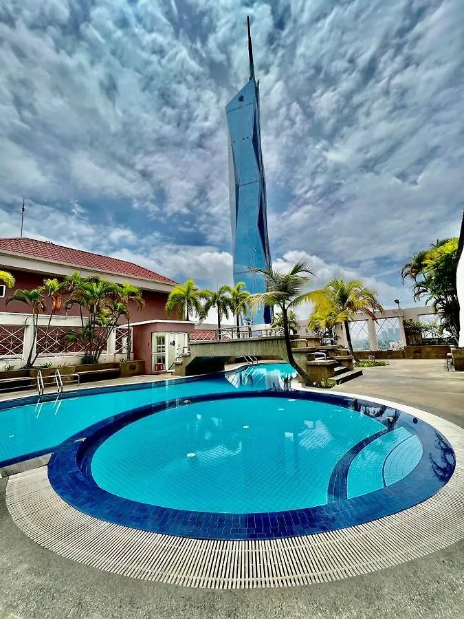 Couple Suite At Casa Mutiara 5 Mins Walk To Lrt, Jalan Alor And Bukit Bintang location