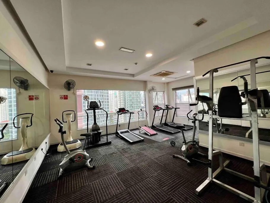 Couple Suite At Casa Mutiara 5 Mins Walk To Lrt, Jalan Alor And Bukit Bintang Kuala Lumpur Apartment